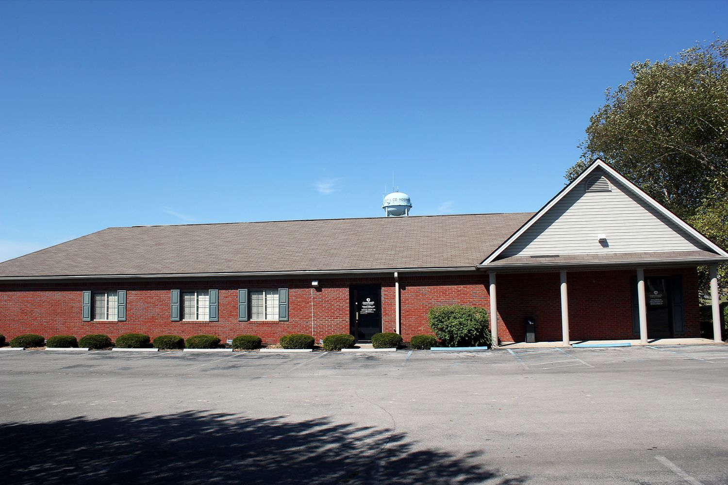 169 Dr Joe T Pettey Dr, Russell Springs, KY 42642